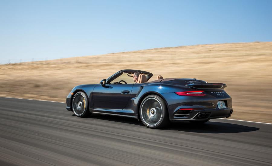  Porsche 911 Turbo S Cabriolet 2016 года  (NA) (фото 13 из 16)